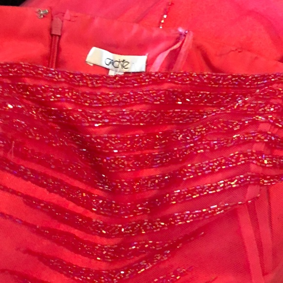 FORMAL DRESS - Picture 3 of 10